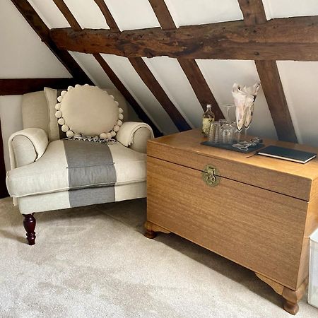 Chestnut Tree Cottage, 7 High Street 아르딩리 외부 사진