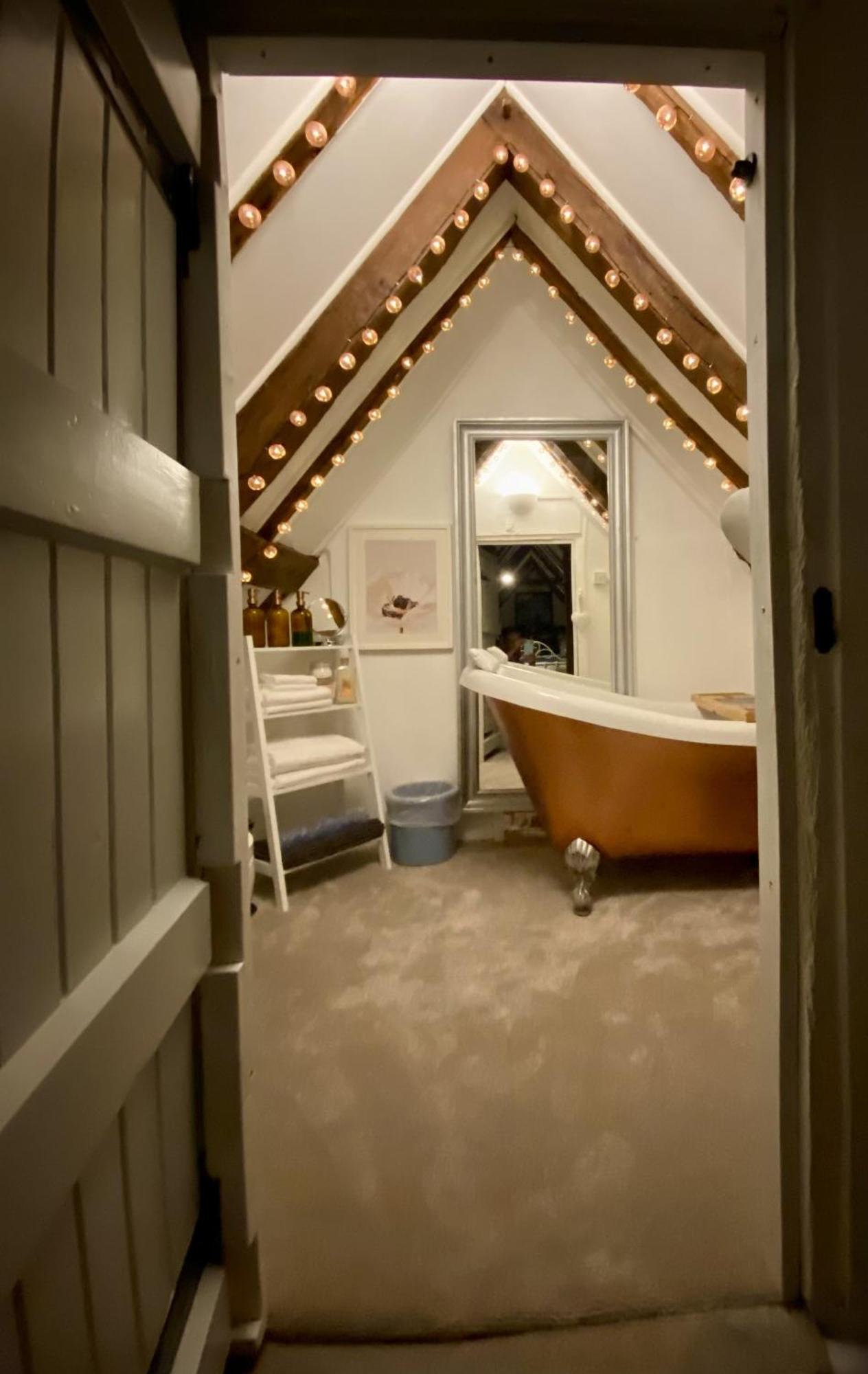 Chestnut Tree Cottage, 7 High Street 아르딩리 외부 사진
