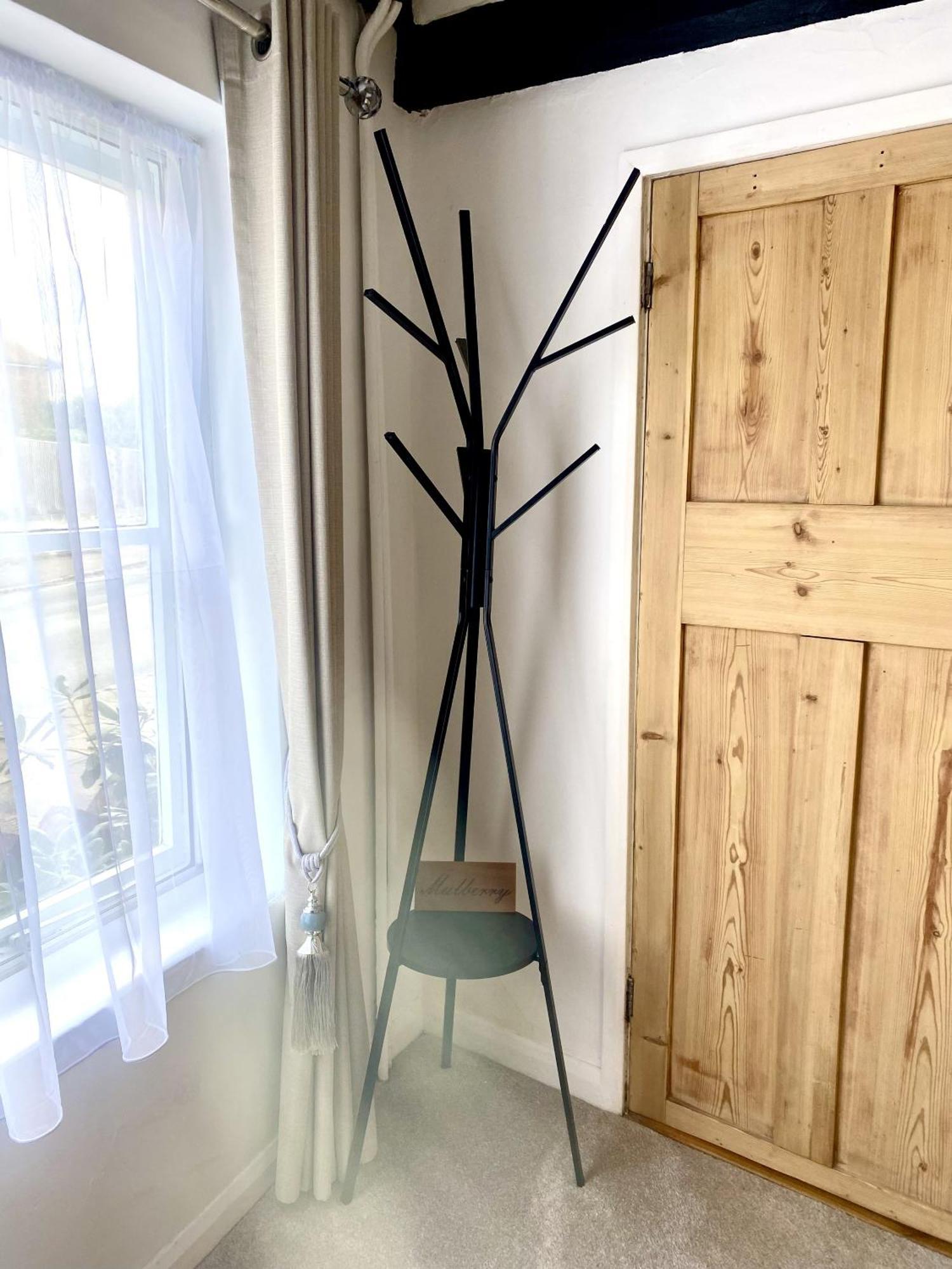 Chestnut Tree Cottage, 7 High Street 아르딩리 객실 사진